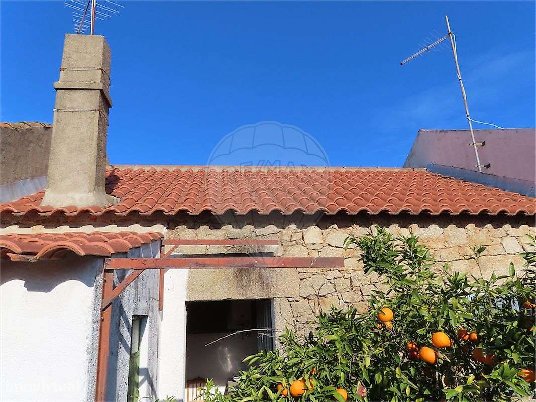 Moradia T2 para venda-20