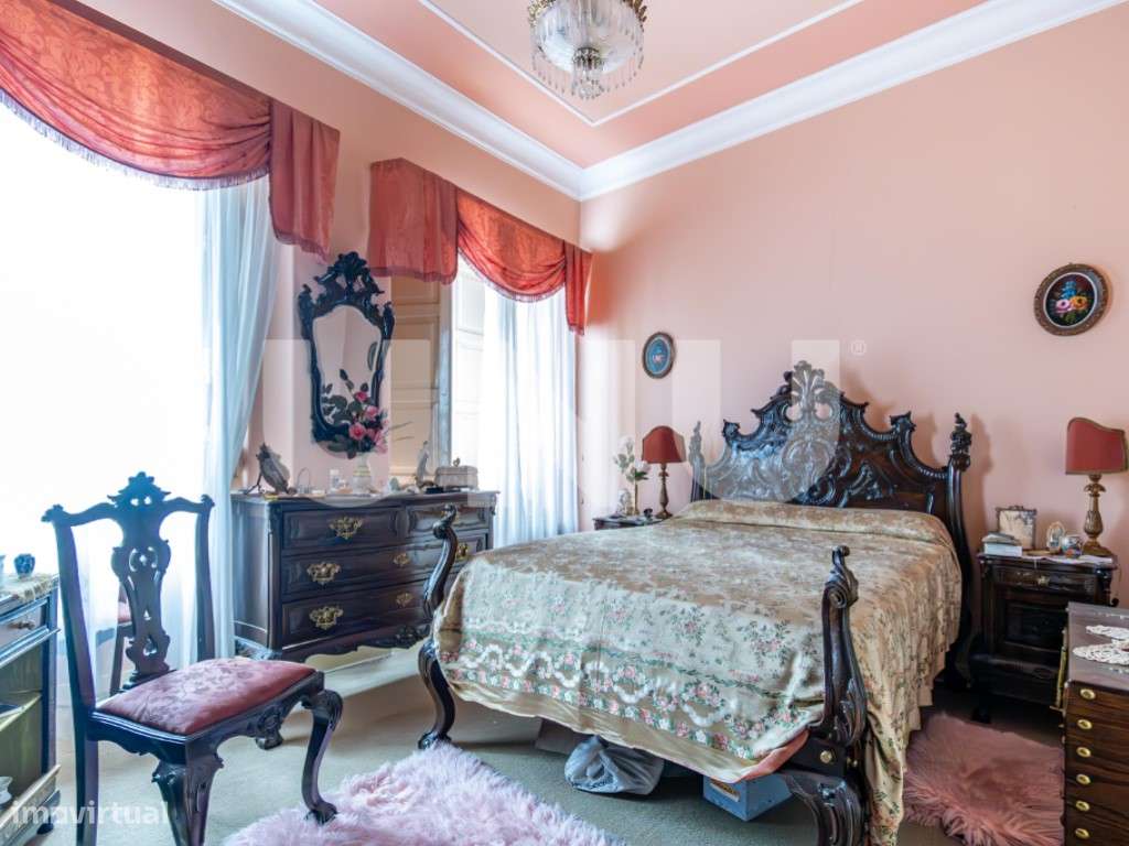 T5 Histórico com Garagem de 160 m² no Centro da Covilhã - Localizaç...-8