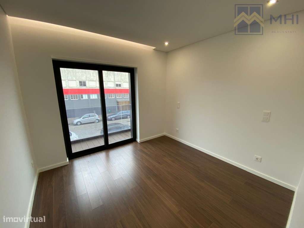 Apartamento T3 em Ramalde (Centro)-14