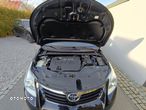 Toyota Avensis Combi 1.6 Comfort - 14