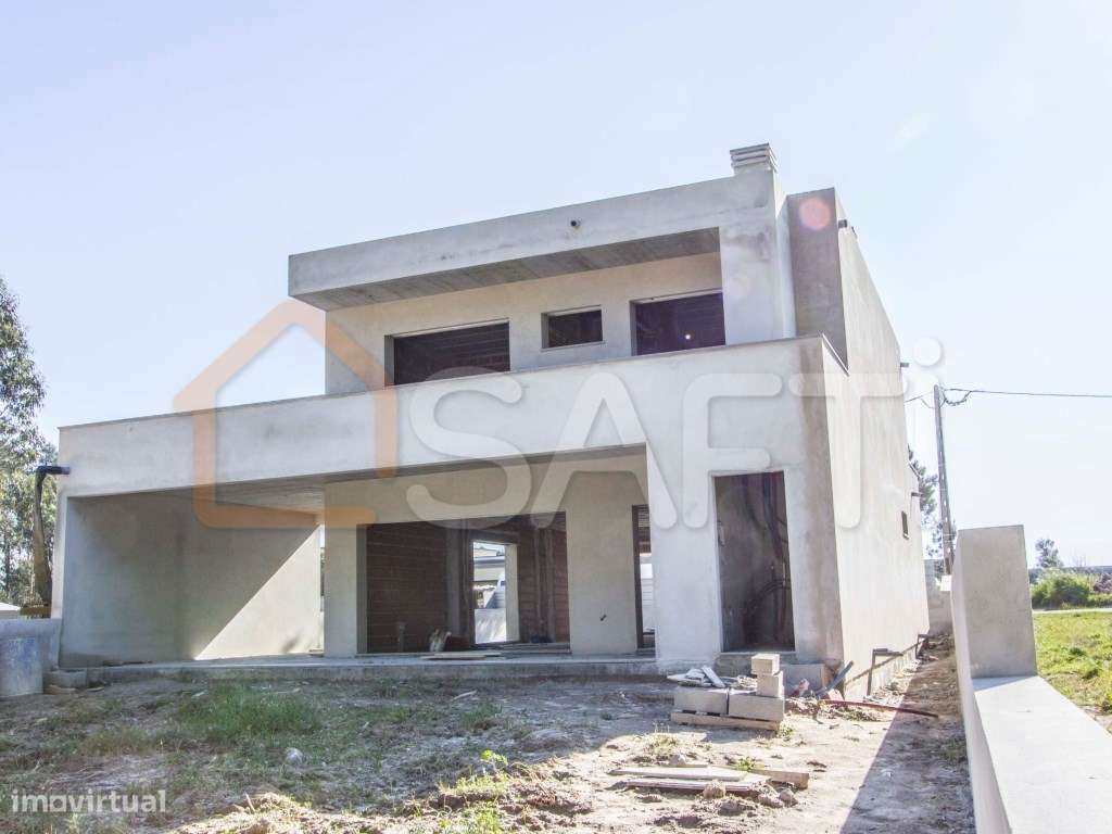 Excelente Moradia Isolada - Grande imagem: 3/24