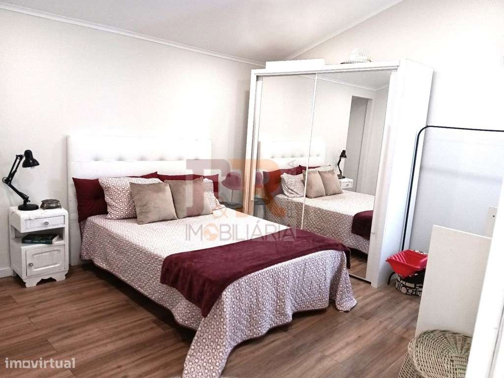 Moradia Isolada Duplex T6 Azeitão-17