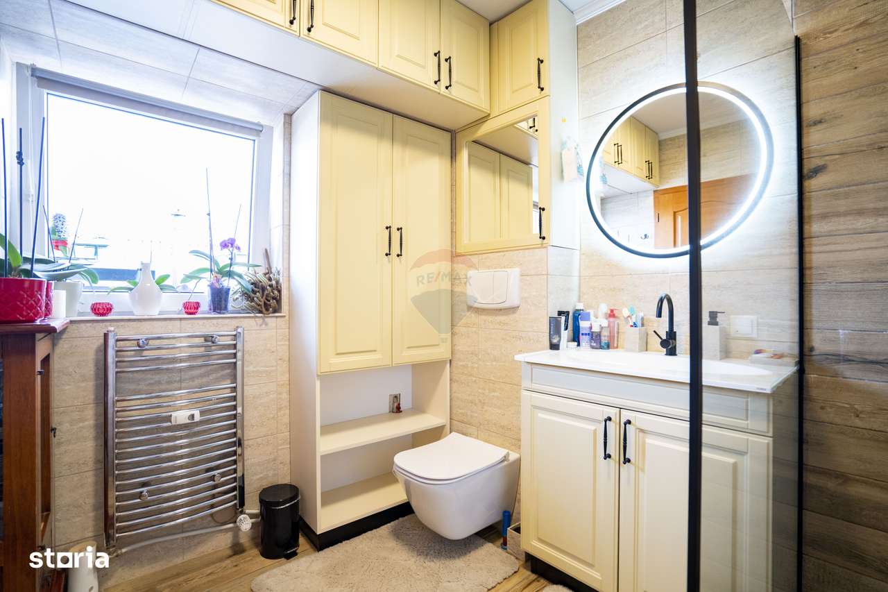 De vânzare apartament cu 3 camere și terasă, Bulevardul Dacia-6