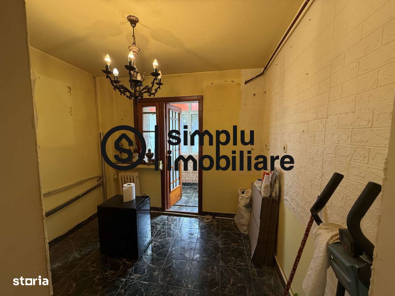 Apartament 3 camere Ciuperca - Imagine principală: 4/8