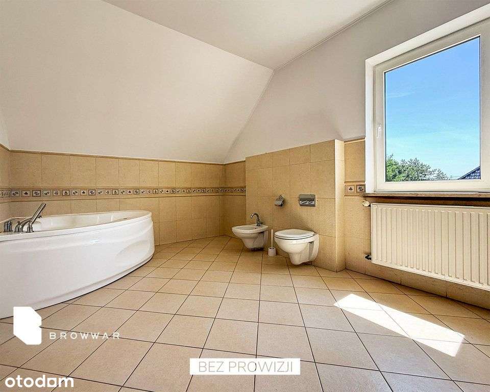 Komfortowy dom z zadbanym ogrodem-14