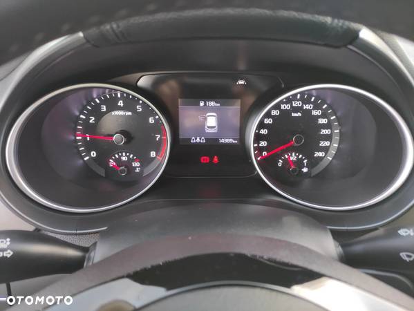 Kia Ceed 1.0 T-GDI 100 OPF Edition 7 - 19