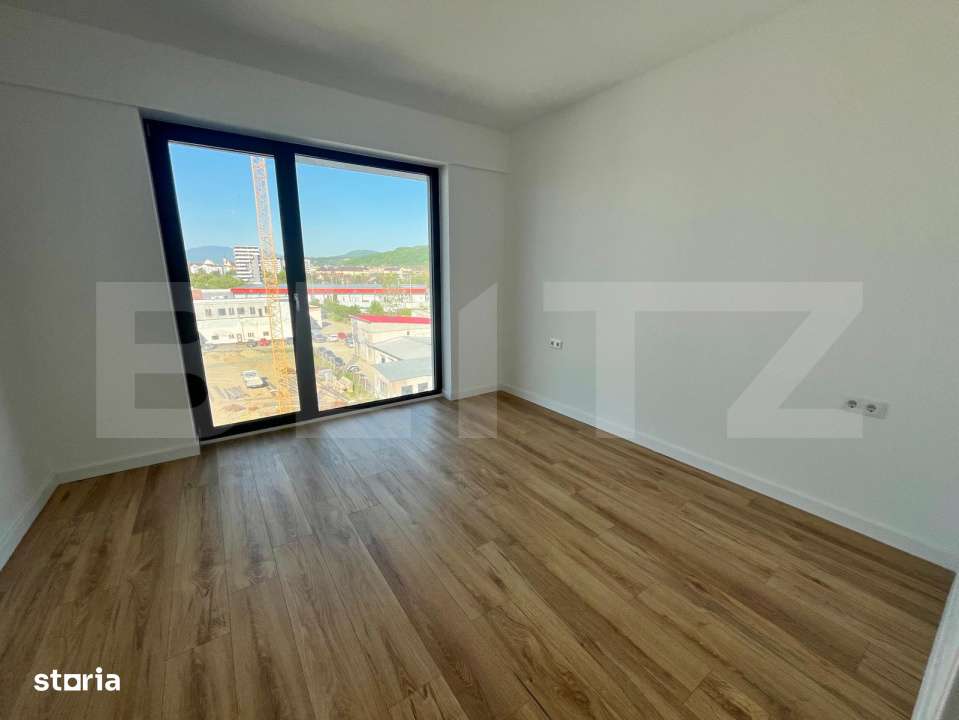 Apartament 2 camere, finisat lux, bloc nou, zona de Sud - Imagine principală: 2/4