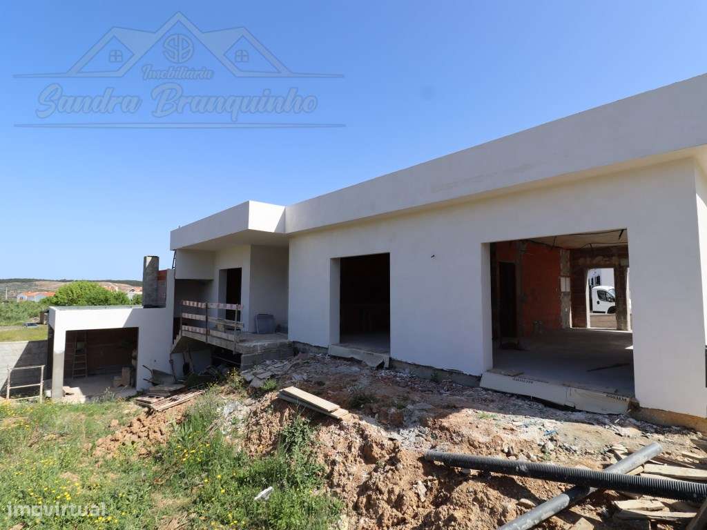 Moradia T3 NOVA estilo CONTEMPORÂNEO-46