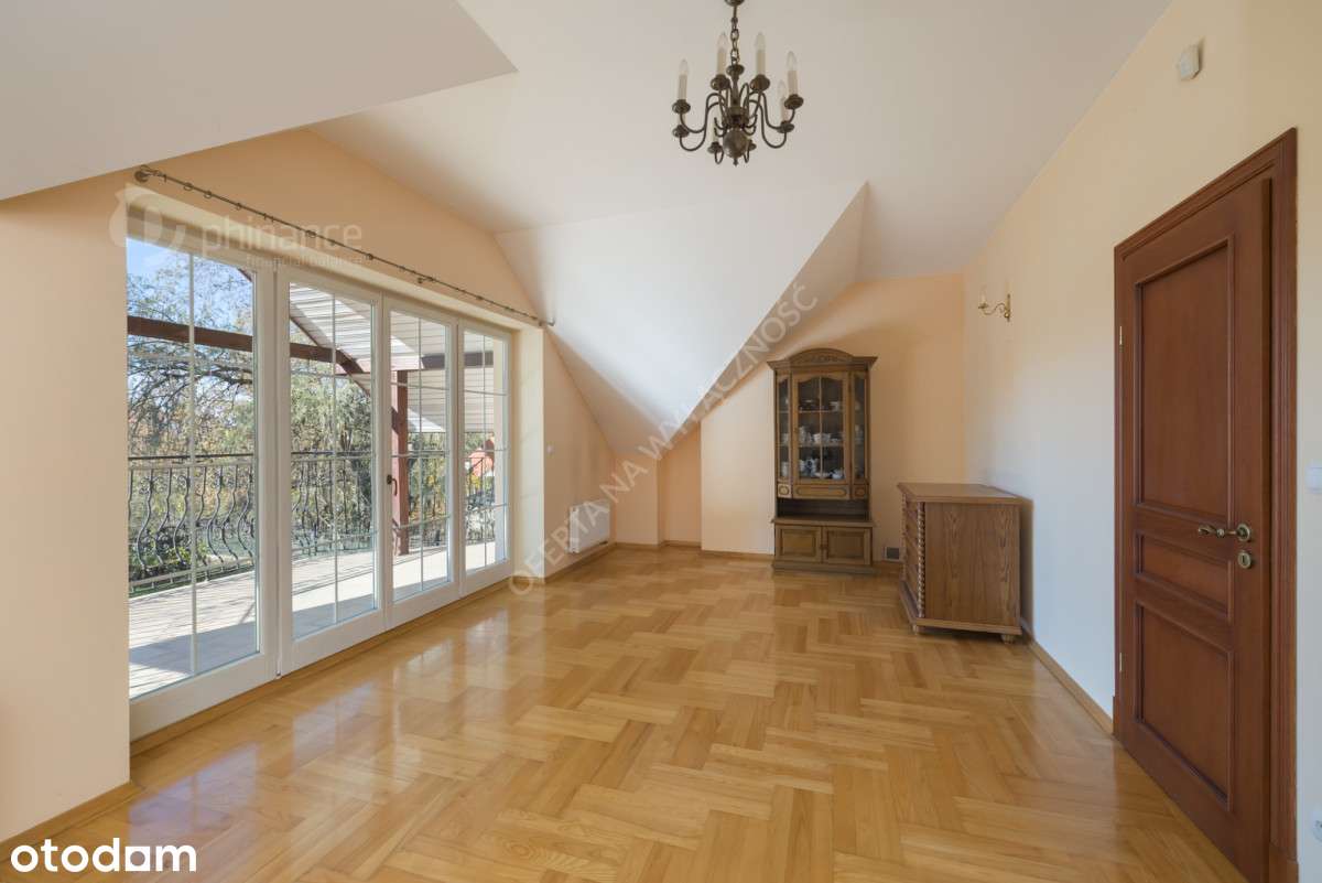 Salon z kuchnią, 8 sypialni, 443,70m2, garaż!-9