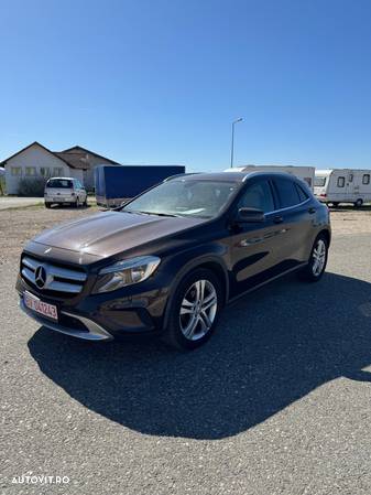 Mercedes-Benz GLA 200 (CDI) d Urban - 2