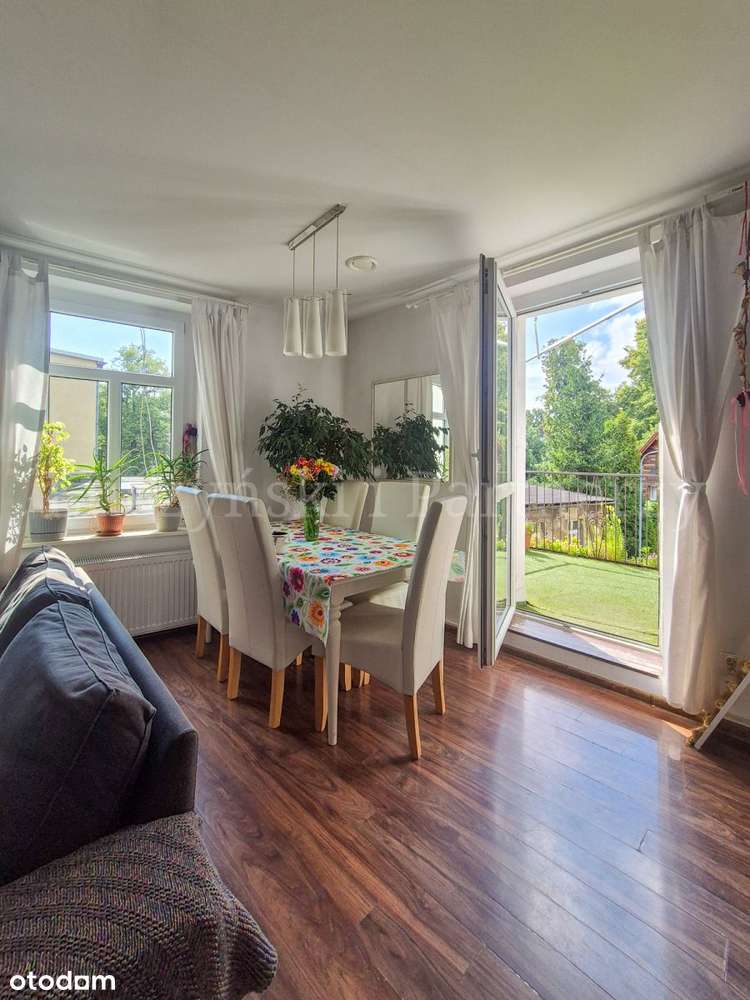 M4 z tarasem w centrum Jeleniej Góry!-9