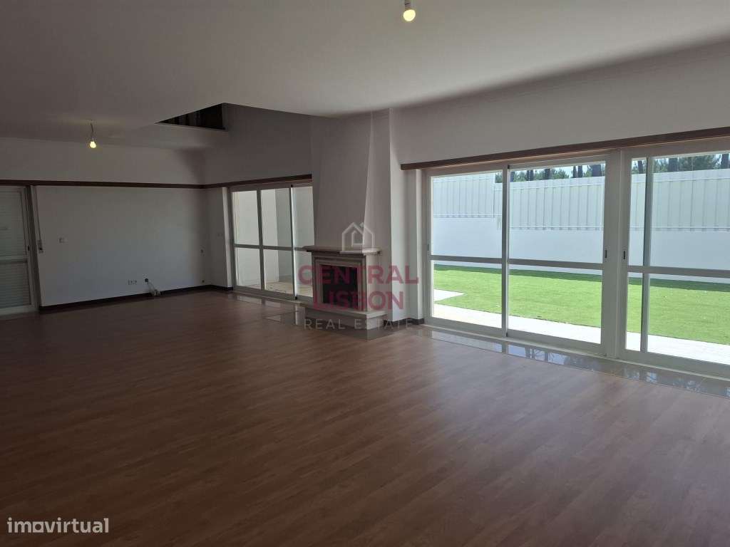 Moradia T4 - Renovada - Setúbal - Sesimbra - Cotovia - Garagem - Venda - Grande imagem: 4/34