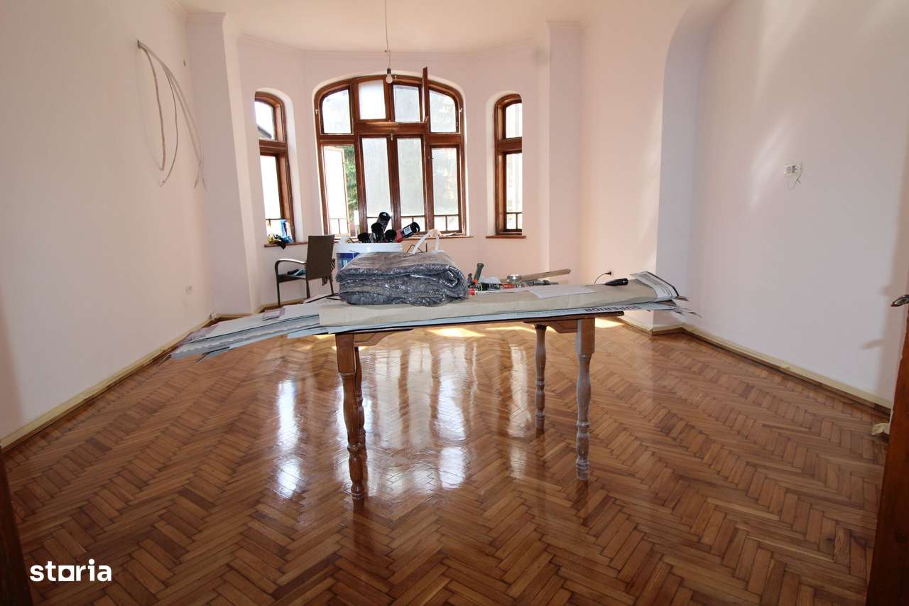 Spațiu comercial, zona Centrală - Imagine principală: 3/9