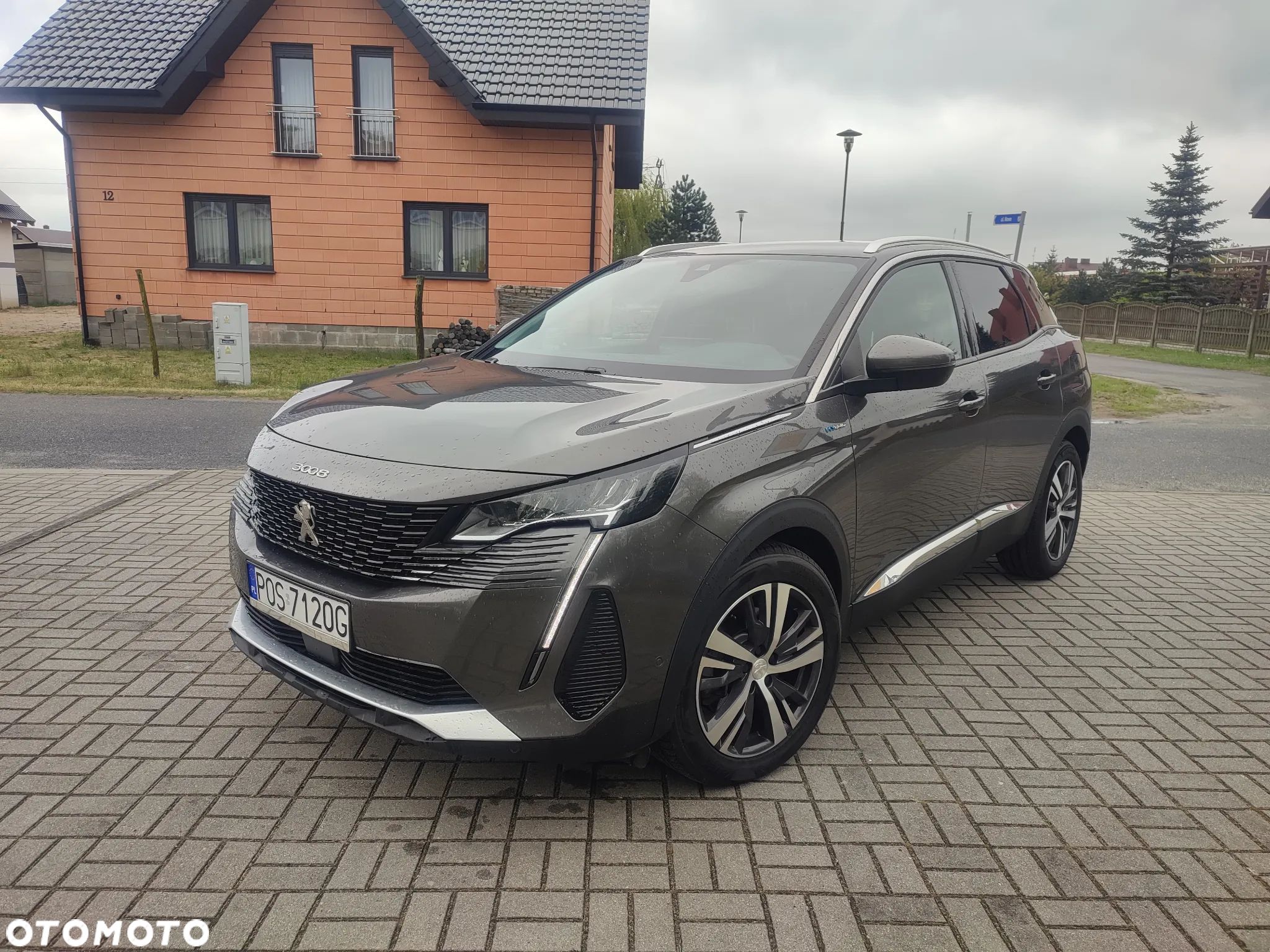 Peugeot 3008 Plug-In Hybrid 225 e-EAT8 Allure Pack - 1