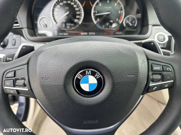 BMW Seria 5 530d xDrive - 7