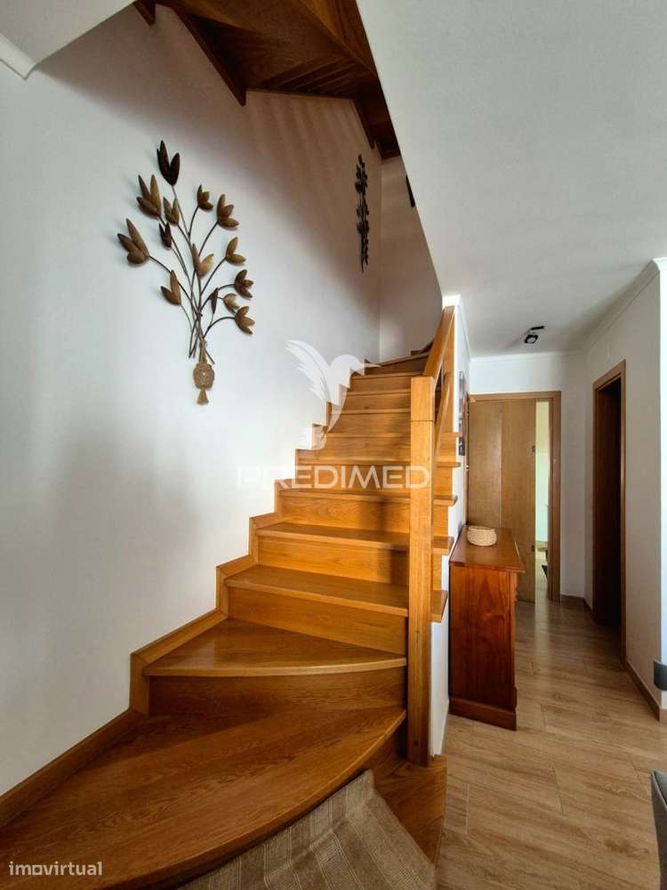 Moradia T4 Remodelada, Porto Covo. - Grande imagem: 4/8