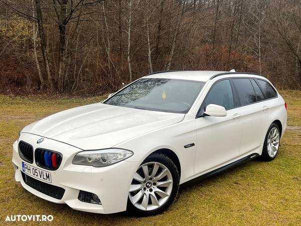 BMW Seria 5 520d Touring Sport Line - 13