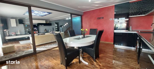 Casa perfectă pentru tine – spațioasă, confortabilă și gata de mutare!-5