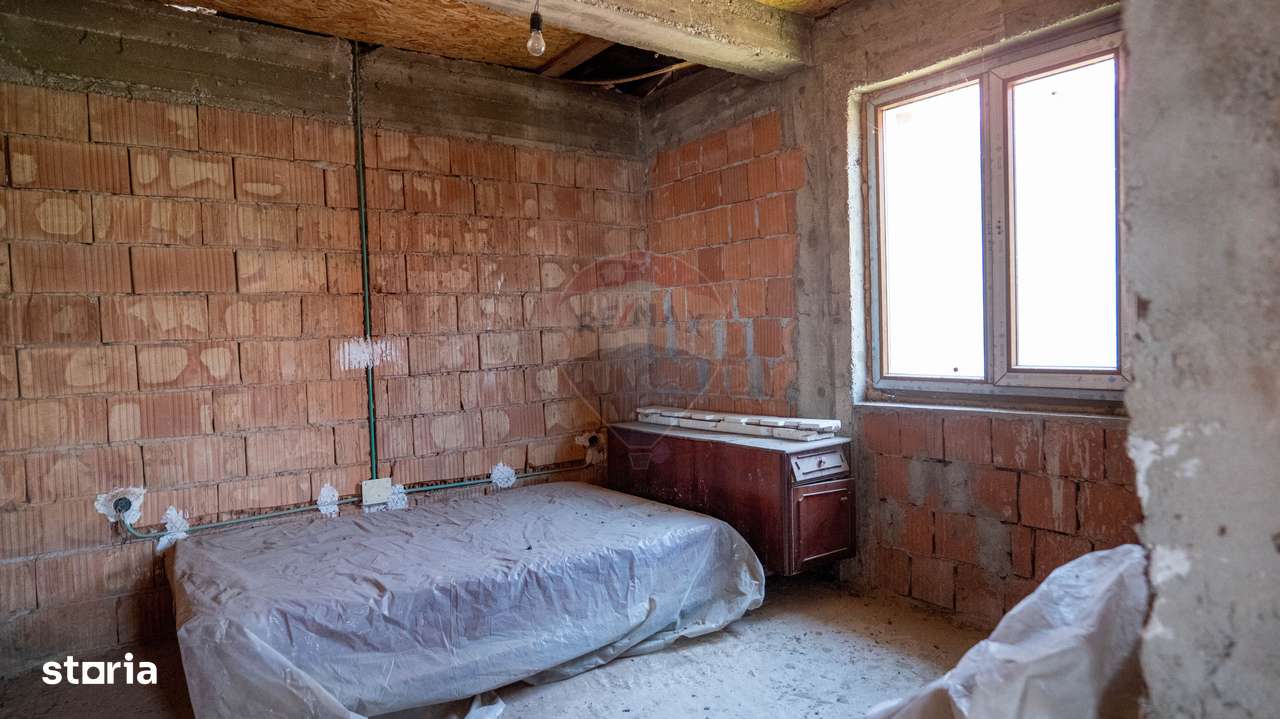 Vanzare vilă cu 5 camere Parter+Etaj, str. Magnoliei - Pantelimon - Imagine principală: 5/20