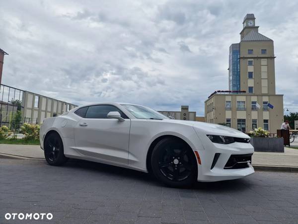 Chevrolet Camaro Coupe 2.0 - 6