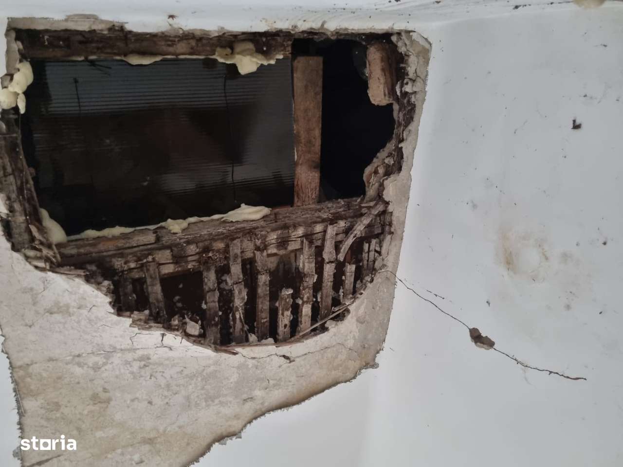 Casă pe parter, poziție premium – perfectă pentru investiție sau birou-12