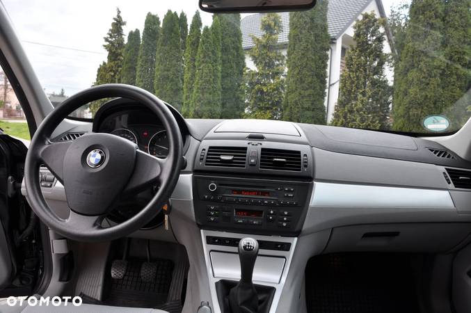 BMW X3 xDrive20i Limited Sport Edition - 28