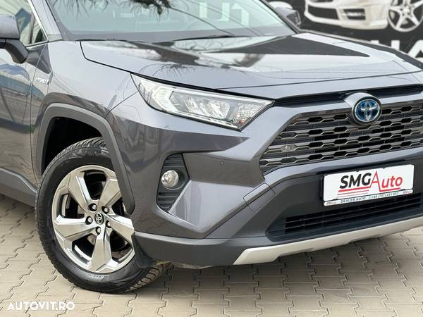 Toyota RAV4 - 24