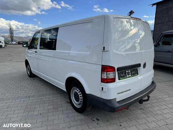 Volkswagen Transporter - 4