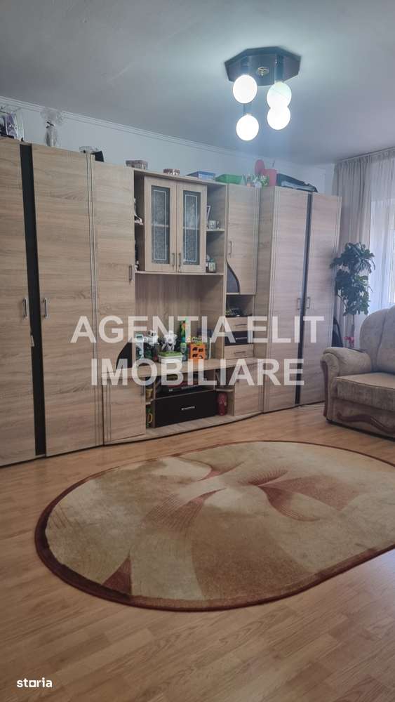 Apartament 4 camere, Imparat Traian/ Scoala nr. 11 - Imagine principală: 1/8