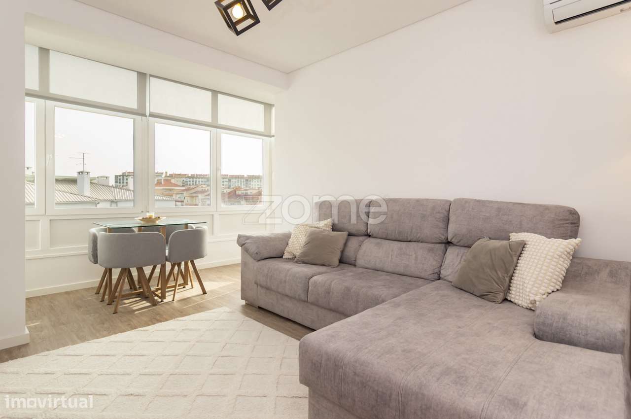 T2 Totalmente Remodelado – 69 m² | Torre da Marinha-6