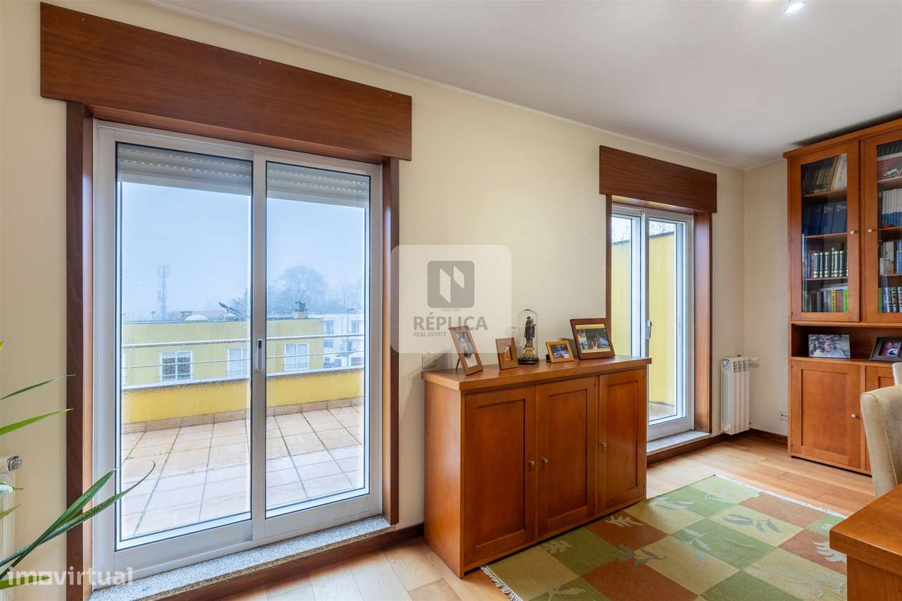 Moradia T5 com jardim e garagem | Senhora da Hora, Matosinhos-38