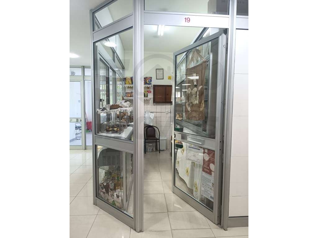 Loja 'Centro Comercial Scorgamel ' - Póvoa De Santa Iria - 26.000€ - Grande imagem: 5/14