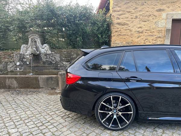 BMW 320 d Touring Pack M - 14