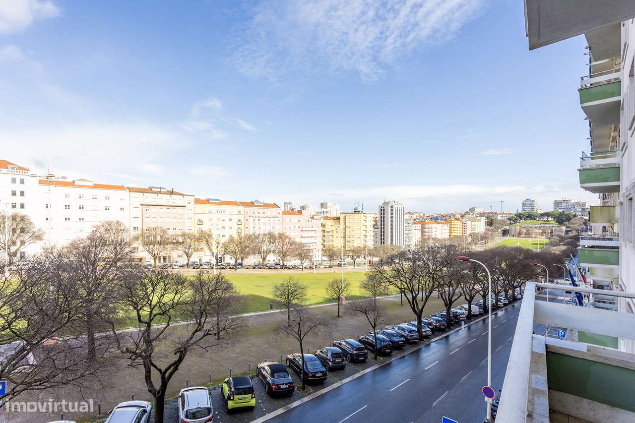 Apartamento único T4 em Lisboa com 190 m²-32