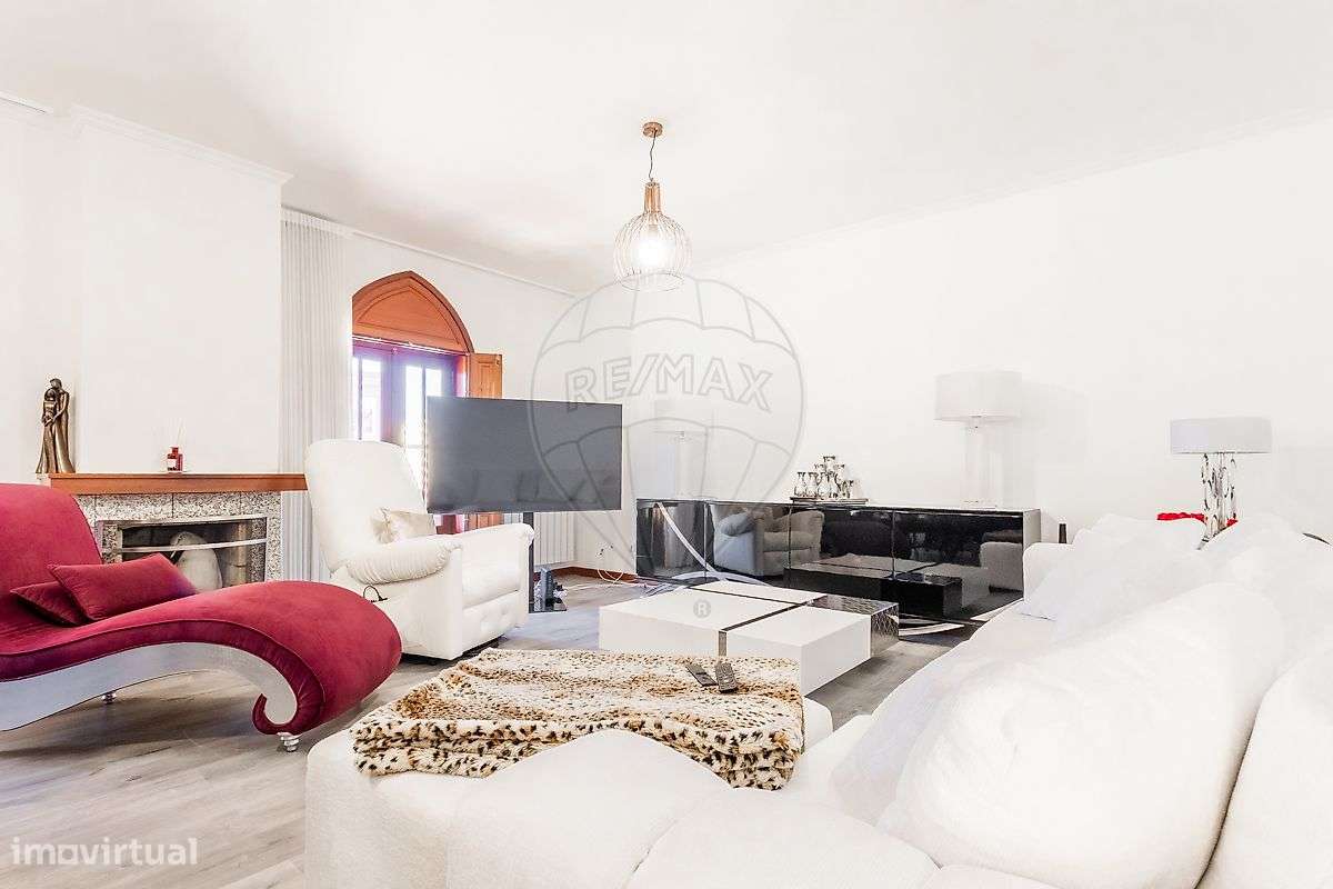 Moradia T4 para venda - Grande imagem: 2/26