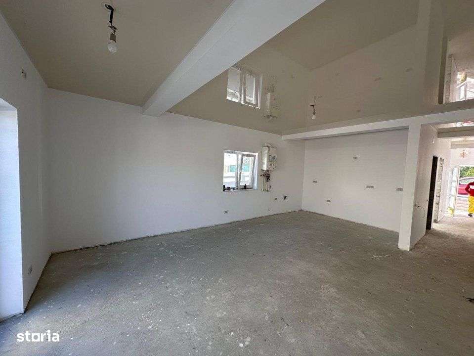 Casa compusa din 4 camere de vanzare, situata in Valu lui Traian - Imagine principală: 5/19
