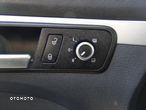 Volkswagen Touran 2.0 TDI DPF DSG Cup - 10