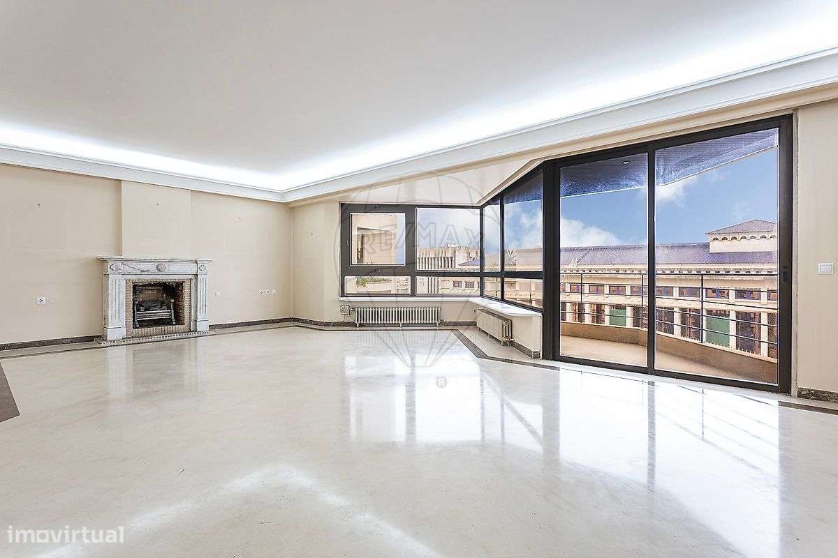 Apartamento T5 para venda - Grande imagem: 3/40