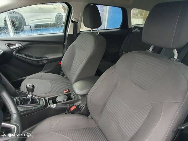 Ford Focus SW 1.5 TDCi Titanium - 8