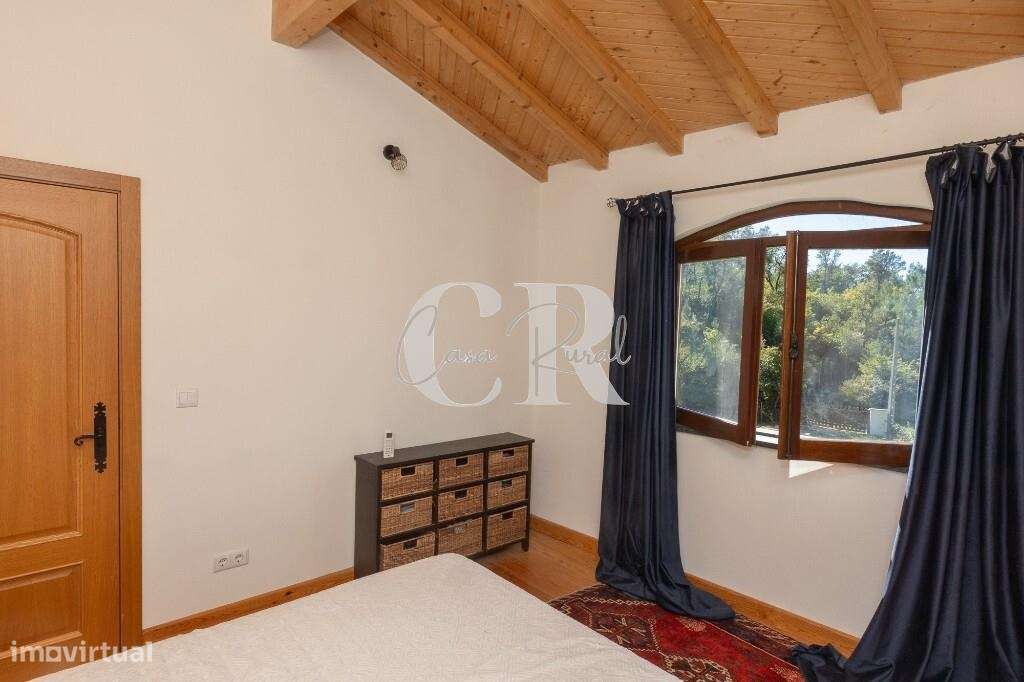 Fantástica moradia isolada em pedra com 3 quartos, varanda, pátio, ter-20