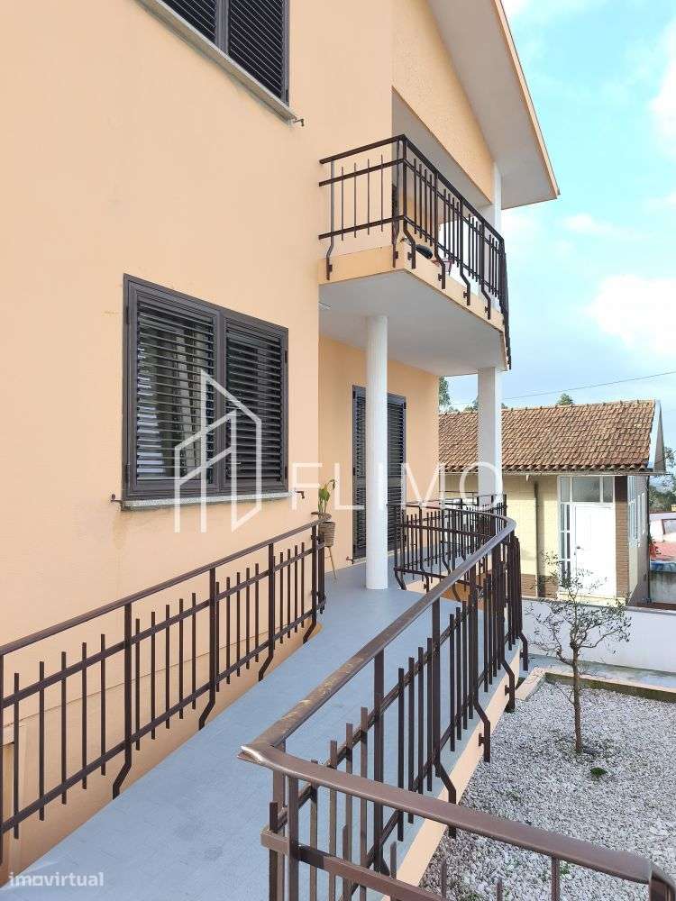 Moradia T4 em Arrifana-49