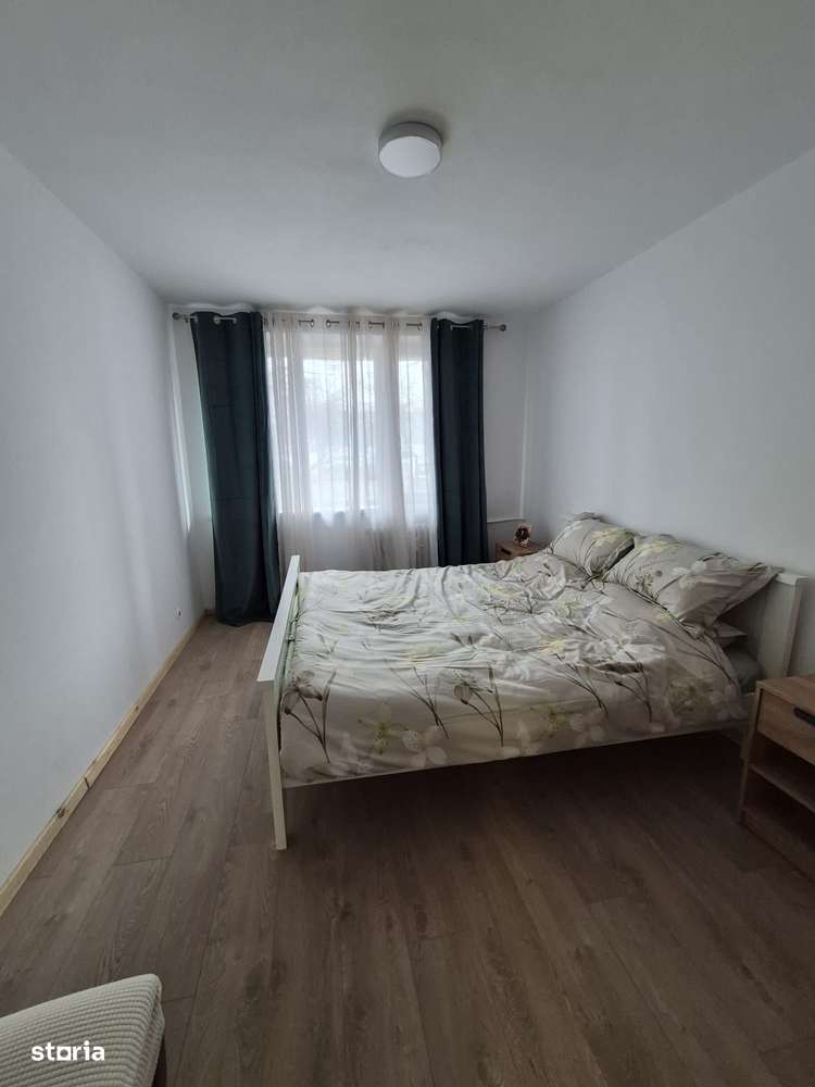 Semidecomandat (trei camere) , parter, stradal, Rovine- Supeco-3