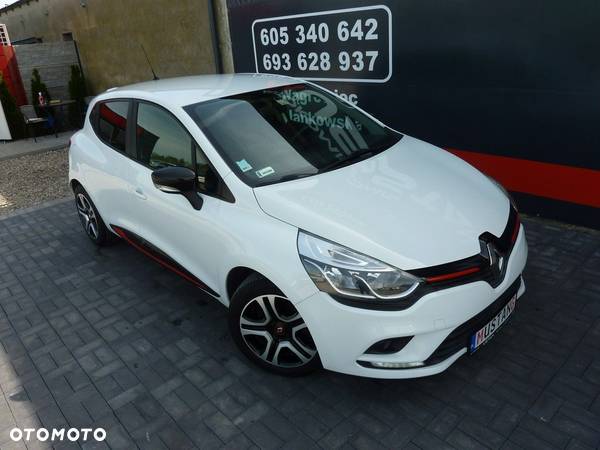 Renault Clio - 10