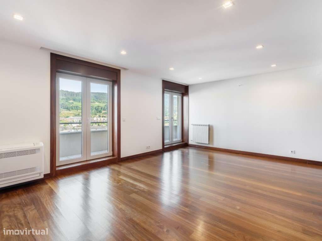 Triplex de Excepção com Rooftop e Vistas sobre Guimarães e a Serra ...-52