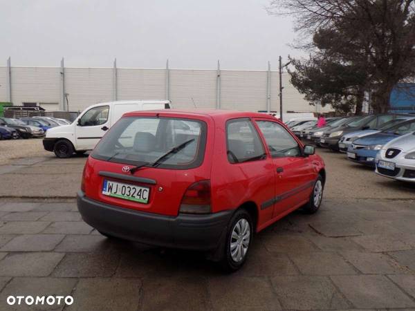 Toyota Starlet - 3