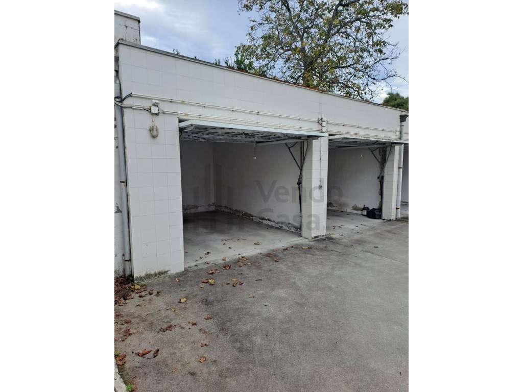 Arrenda-se Garagem - C. Histórico - Braga - Grande imagem: 5/6