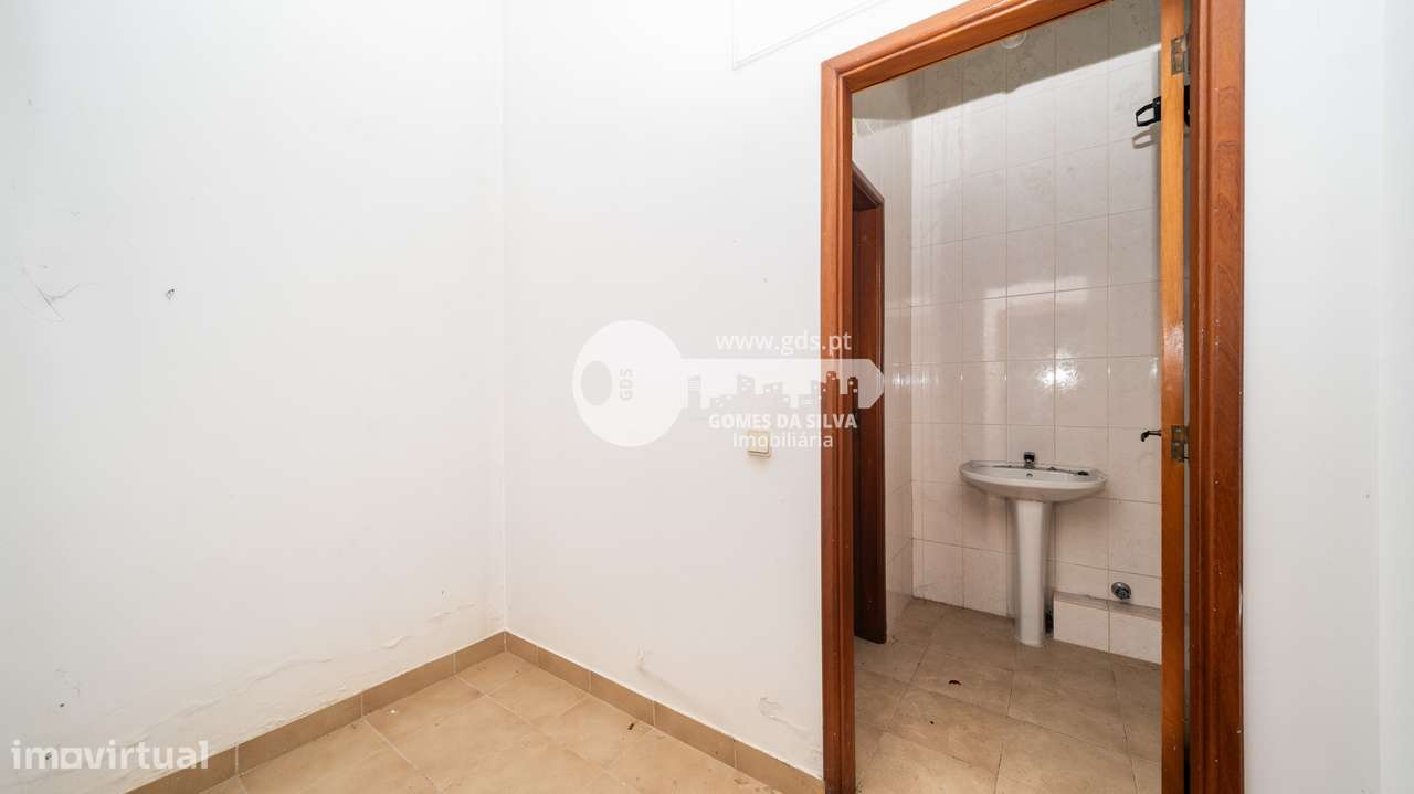 Loja na Rua Pedro Gomes Ourives com 219m2 - Grande imagem: 5/27