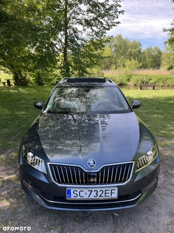 Skoda Superb 2.0 TDI L&K DSG - 2