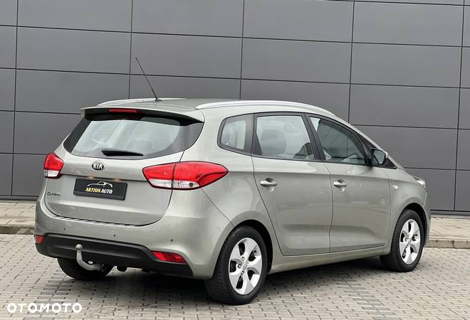 Kia Carens 1.6 GDI L - 16