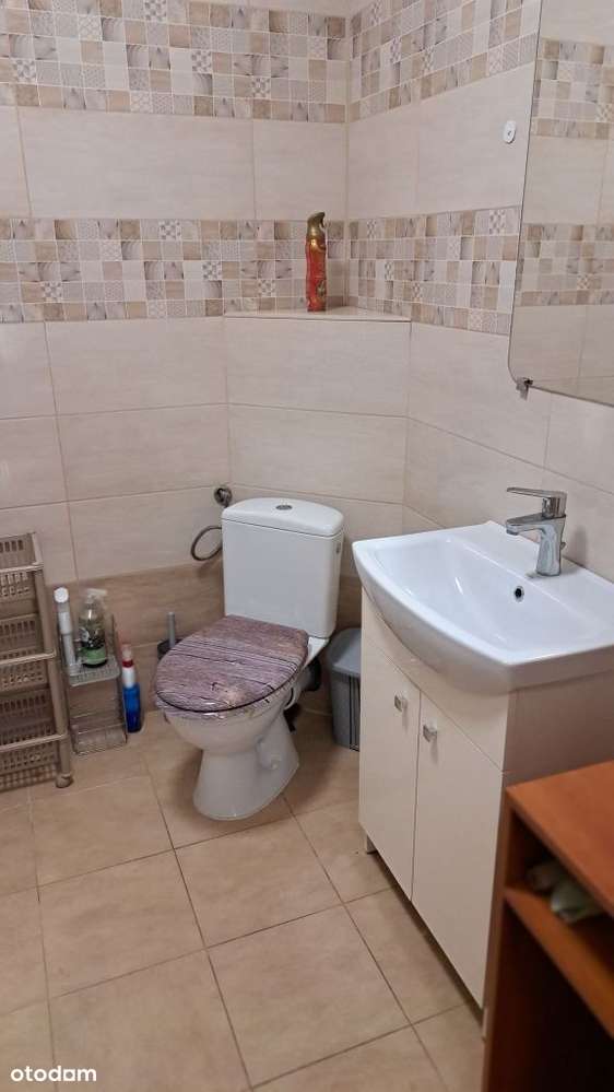 Do sprzedaży bardzo ładny bliźniak w cichej uliczc-9